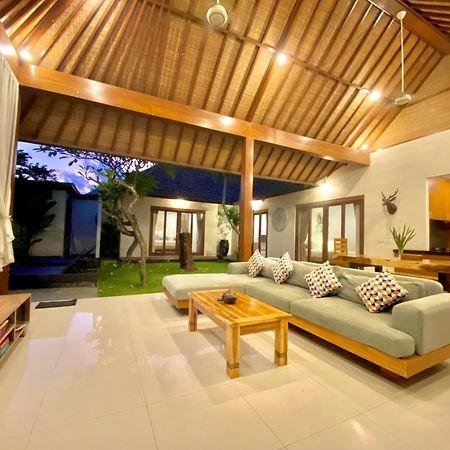 Nil Villa Seminyak Exterior photo